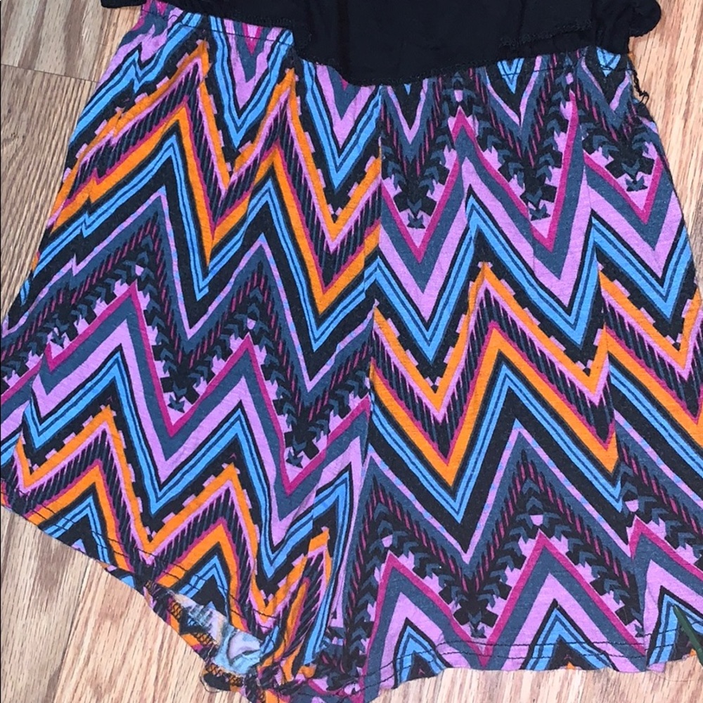 Multi-Stripe Chevron Pattern Romper - image 2